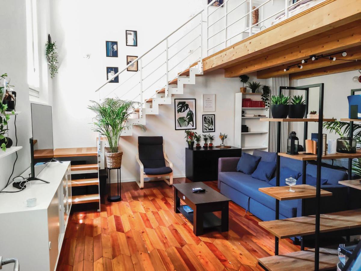 Appartamento Accogliente Loft In Palazzo Storico